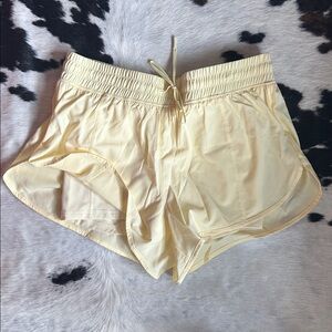 NWOT 90 Degree By Reflex Light Yellow Shorts (with liner shorts)